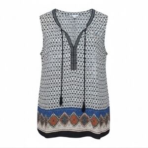DR2 Black and White Geometric Print Blouse with Blue Border